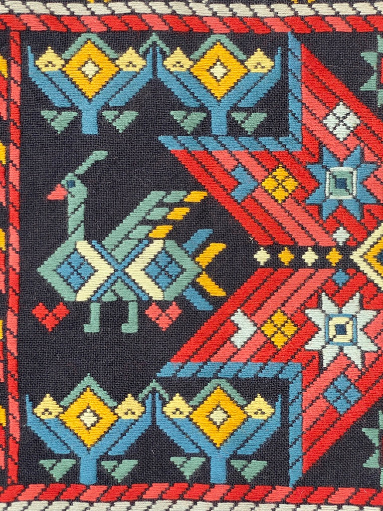 ANTIQUE NAVAJO RUG